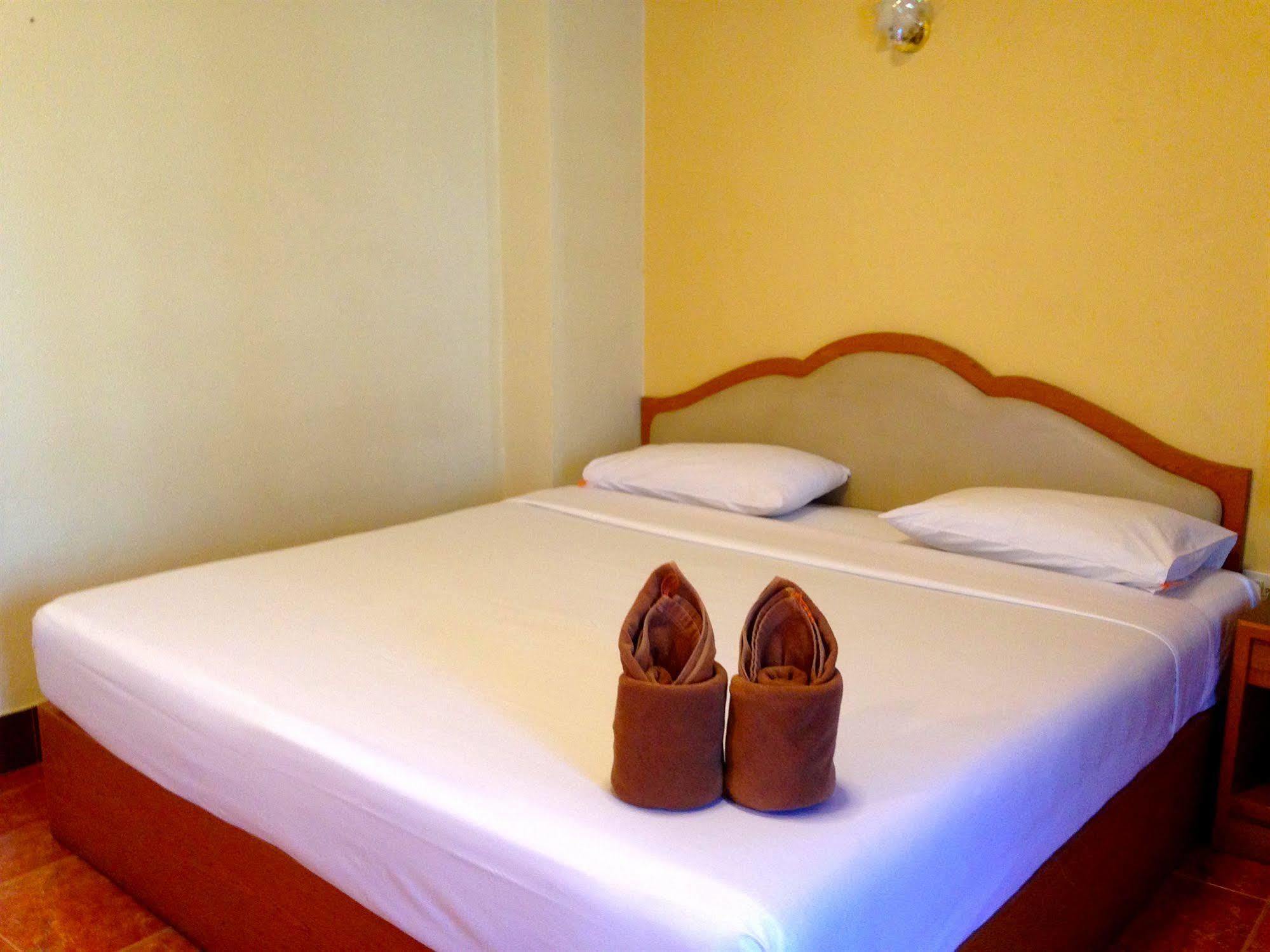 Cherry Hotel Pattaya Exterior photo